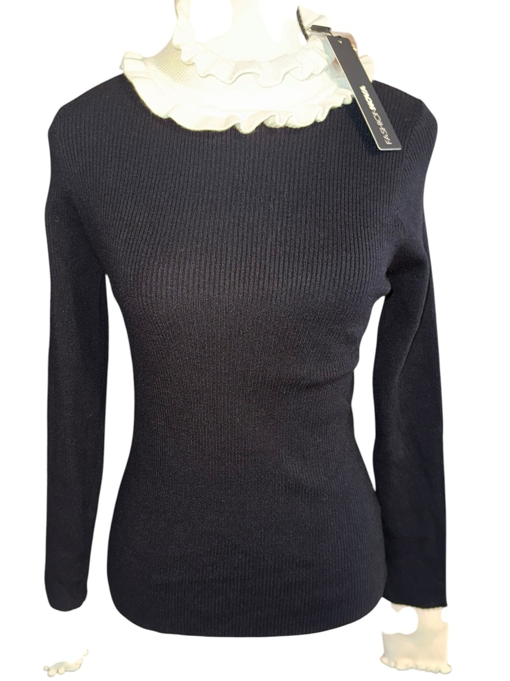Fashion Nova class me up. Black Ribbed sweater